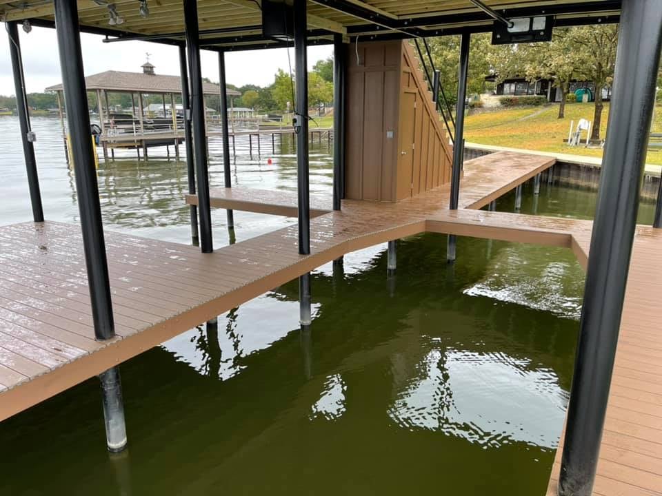 275041645_467714168219045_425235218149614931_n A wet dock pictured facing the land